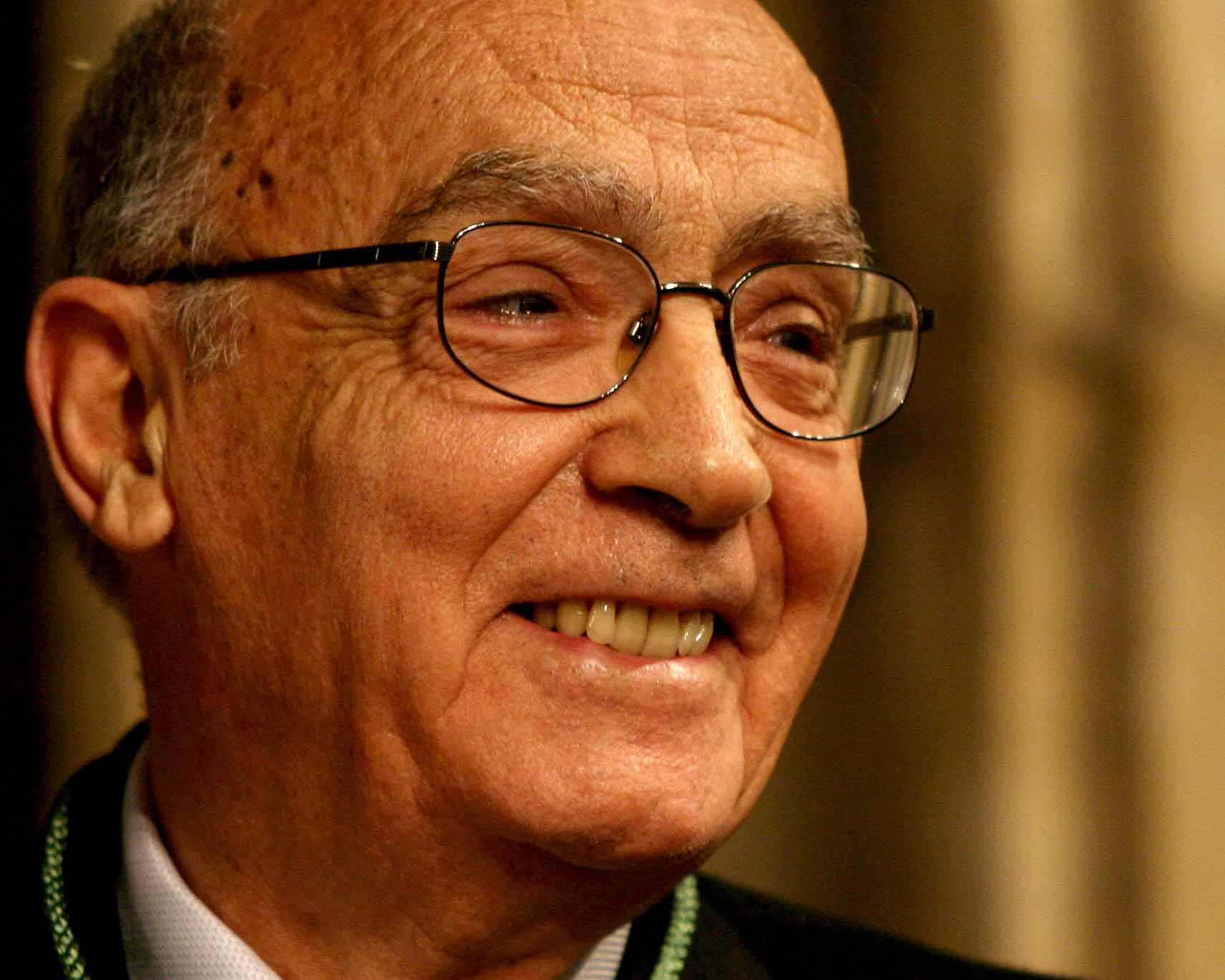 Portuguese Nobel Prize Laureate José Saramago appears during the award ceremony for the Granada Adopted Child's Medal 03 February 2006 in Granada, southern Spain. AFP PHOTO/ JOSÉ LUIS ROCA